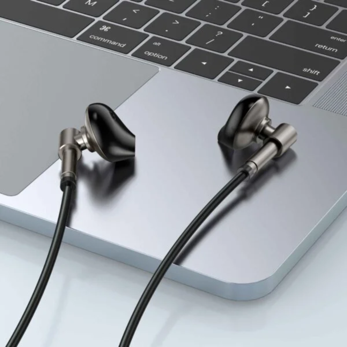 Audífonos Tipo C WIWU EB316 con Micrófono